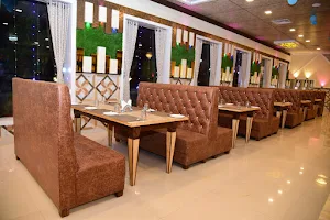 Parth Cafe & Restaurant pur. Veg image