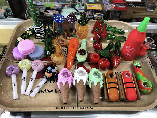 Tobacco Shop «Absolute Smoke Shop», reviews and photos, 439 N Vincent Ave, Covina, CA 91722, USA