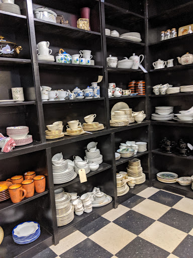 Thrift Store «Echo Resale Shop», reviews and photos, 3763 Evergreen Pkwy, Evergreen, CO 80439, USA