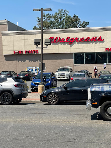Drug Store «Walgreens», reviews and photos, 699 Broadway, Bayonne, NJ 07002, USA