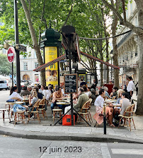 Photos du propriétaire du Café Café de la Mairie à Paris - n°4