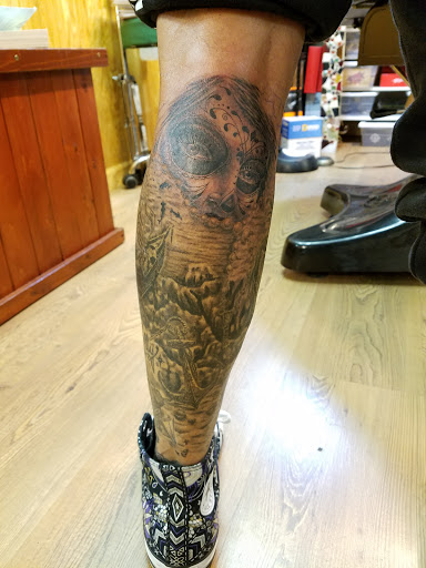 Tattoo Shop «Perigee Moon Body Art», reviews and photos, 301 Broadway, West Cape May, NJ 08204, USA