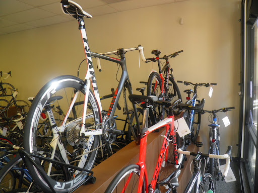 Bicycle Store «BIKE PROS usa», reviews and photos, 8740 La Riviera Dr, Sacramento, CA 95826, USA