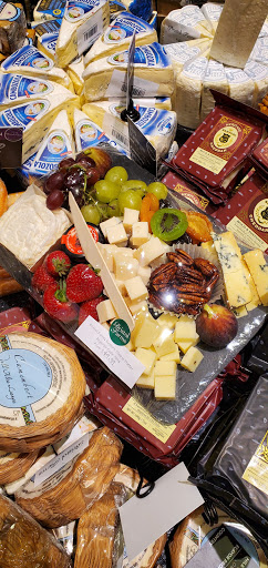 Gourmet Grocery Store «Bristol Farms», reviews and photos, 810 Avocado Ave, Newport Beach, CA 92660, USA