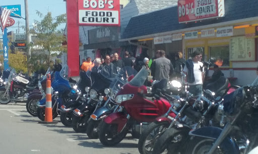 Karaoke Bar «Yankee Bar & Grill», reviews and photos, 5482 Lake Rd E, Geneva, OH 44041, USA