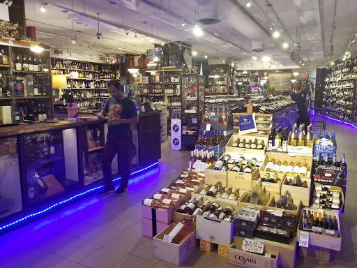 Liquor Store «New York Wine Exchange», reviews and photos, 9 Broadway, New York, NY 10004, USA