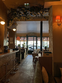 Atmosphère du Restaurant Chez Cézanne à Paris - n°17