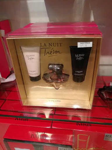 Shopping Mall «Ellenton Premium Outlets», reviews and photos, 5461 Factory Shops Blvd, Ellenton, FL 34222, USA