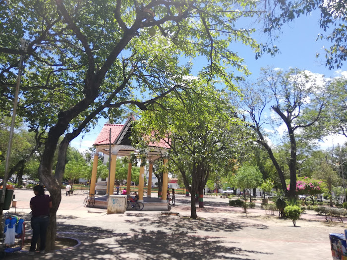 Park near Hotel Tonchalá
