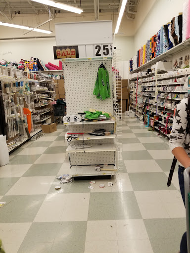 Fabric Store «Jo-Ann Fabrics and Crafts», reviews and photos, 8062 N Blackstone Ave, Fresno, CA 93720, USA