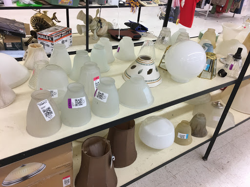 Thrift Store «Thrift Town», reviews and photos, 5700 Manchaca Rd #240, Austin, TX 78745, USA