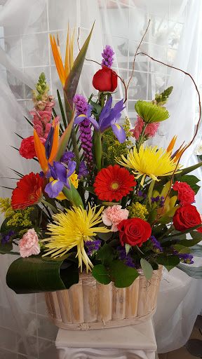 Florist «Blanca Flor Flower Shop», reviews and photos, 3102 Telephone Rd, Houston, TX 77023, USA