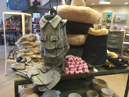 Pet Supply Store «Dog Dish», reviews and photos, 1778 Utica Square, Tulsa, OK 74114, USA