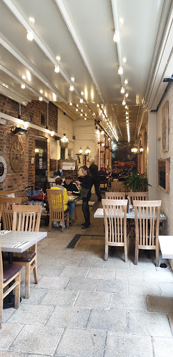 Open air restaurants York