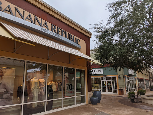 Outlet Mall «Tanger Outlet Houston», reviews and photos, 5885 Gulf Fwy, Texas City, TX 77591, USA