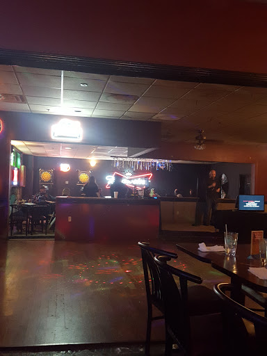 Bar & Grill «The Crossing Bar & Grill», reviews and photos, 7281 Hacks Cross Rd, Olive Branch, MS 38654, USA