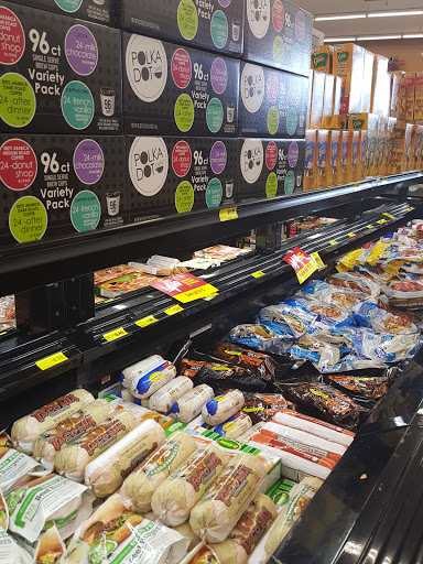 Grocery Store «Grocery Outlet Bargain Market», reviews and photos, 1320 Railroad Ave, Livermore, CA 94550, USA