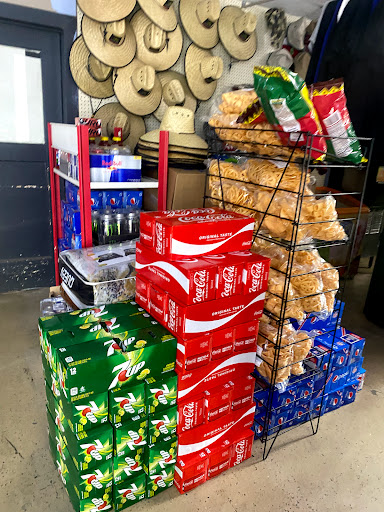 Grocery Store «Parkview Market», reviews and photos, 515 S Cardinal Ave, Stockton, CA 95215, USA