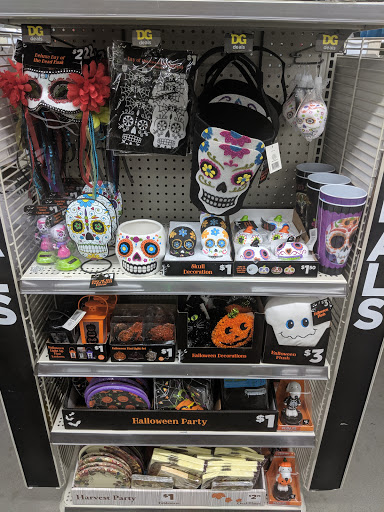 Discount Store «Dollar General», reviews and photos, 1380 Main St, East Hartford, CT 06108, USA