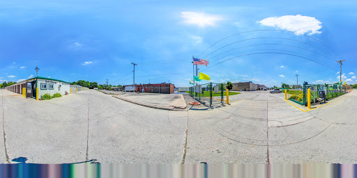 Self-Storage Facility «Metro Self Storage», reviews and photos, 880 E Rollins Rd, Round Lake Beach, IL 60073, USA