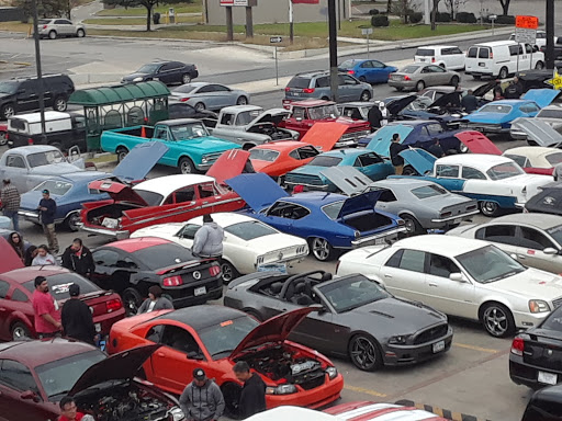 Auto Parts Store «Pep Boys Auto Parts & Service», reviews and photos, 8103 Marbach Rd, San Antonio, TX 78227, USA