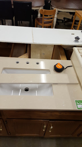 Building Materials Store «Habitat for Humanity ReStore DuPage», reviews and photos, 869 S Rohlwing Rd, Addison, IL 60101, USA