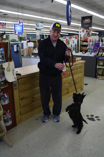 Pet Supply Store «Pet Source», reviews and photos, 1927 Spartanburg Hwy, Hendersonville, NC 28792, USA