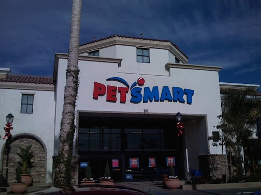 Pet Supply Store «PetSmart», reviews and photos, 730 S Sepulveda Blvd, El Segundo, CA 90245, USA