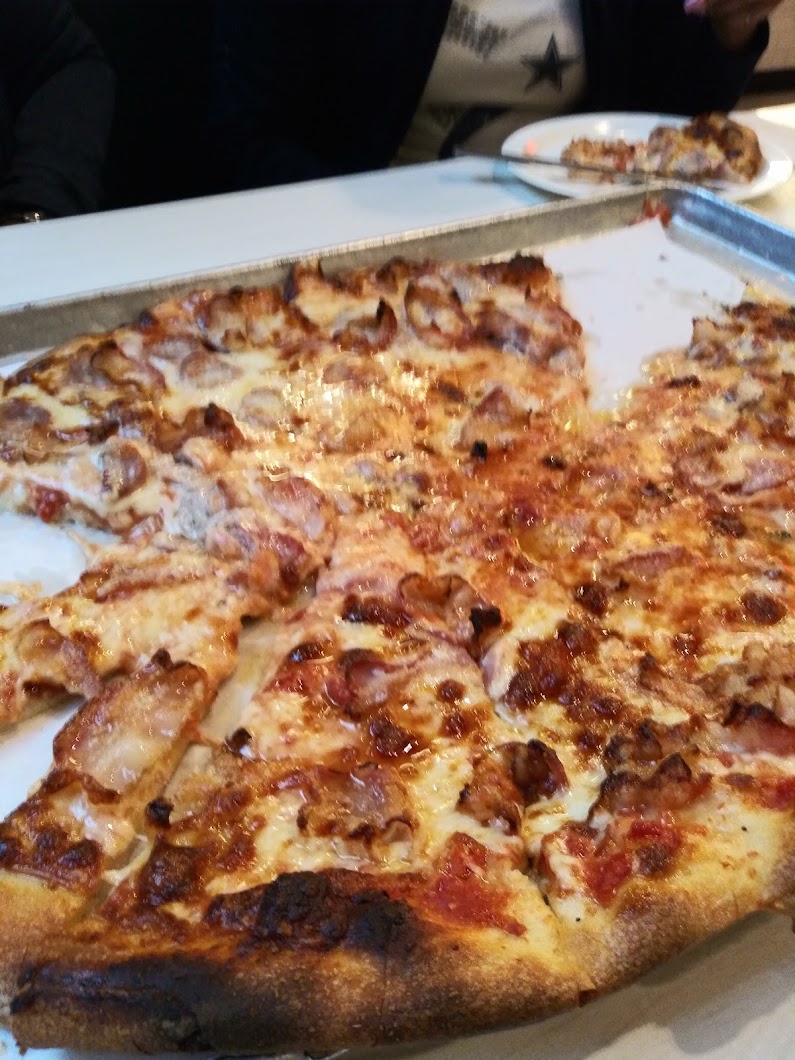 best pizza in Hamden - Star Pizza Restaurant