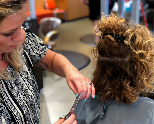 Beauty Salon «Salon 01», reviews and photos, 200 City Center Dr, Carmel, IN 46032, USA