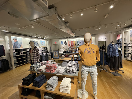 Clothing Store «AEO Factory & Aerie Store», reviews and photos, 442 Fulton St, Brooklyn, NY 11201, USA