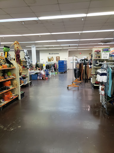 Thrift Store «Goodwill Retail & Donation Center», reviews and photos, 969 W Sugarland Hwy, Clewiston, FL 33440, USA