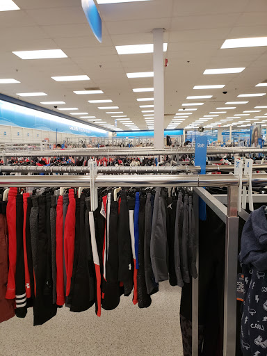 Clothing Store «Ross Dress for Less», reviews and photos, 958 W Street Rd, Warminster, PA 18974, USA