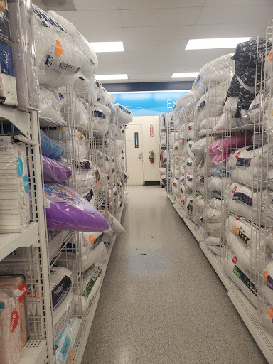 Clothing Store «Ross Dress for Less», reviews and photos, 1955 W Craig Rd, North Las Vegas, NV 89032, USA