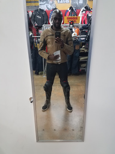 Motorcycle Parts Store «Cycle Gear», reviews and photos, 11230 Alpharetta Hwy #112, Roswell, GA 30076, USA