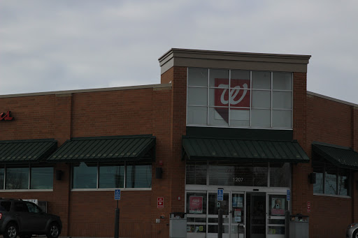 Drug Store «Walgreens», reviews and photos, 1207 W Broadway Ave, Forest Lake, MN 55025, USA