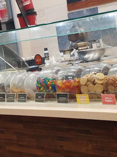 Ice Cream Shop «Cold Stone Creamery», reviews and photos, 1044 NW Civic Dr k, Gresham, OR 97030, USA