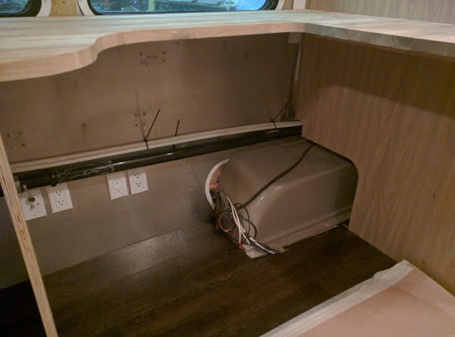 RV Repair Shop «Creative Coach Collison Repair», reviews and photos, 8250 FL-33, Lakeland, FL 33809, USA