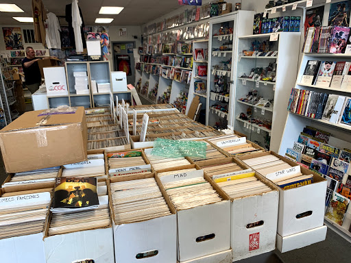 Comic Book Store «J C Comics & Cards», reviews and photos, 2609 State Rd, Cuyahoga Falls, OH 44223, USA