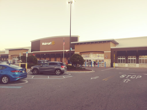 Department Store «Walmart Supercenter», reviews and photos, 2677 Roosevelt Blvd, Clearwater, FL 33760, USA