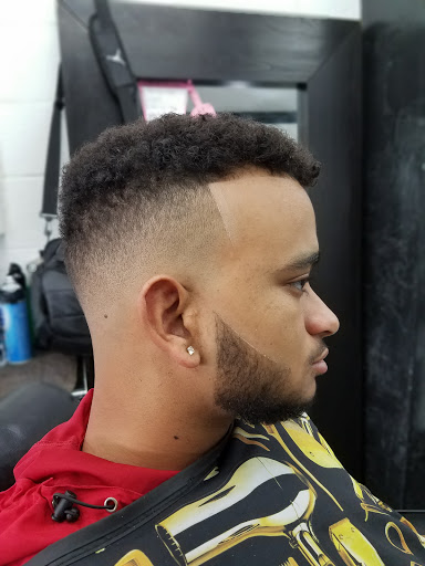 Barber Shop «1 Touch Barbershop», reviews and photos, 439 W Gaines St, Tallahassee, FL 32301, USA