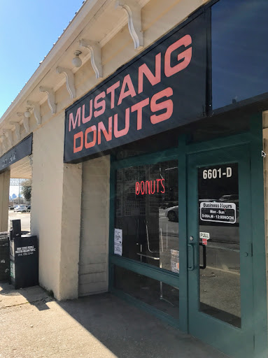 Donut Shop «Mustang Donuts», reviews and photos, 6601 Hillcrest Ave, Dallas, TX 75205, USA