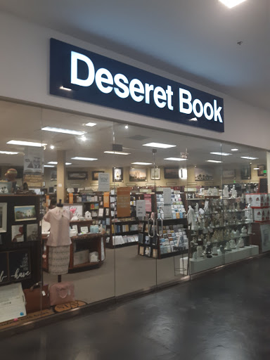 Religious Goods Store «Deseret Book», reviews and photos, 8657 Villa La Jolla Dr 121 B, La Jolla, CA 92037, USA