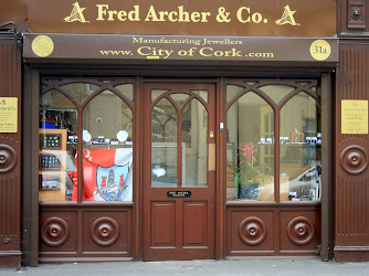 Fred Archer & Co