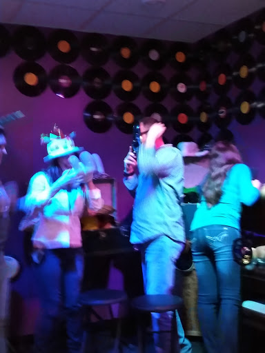 Karaoke Bar «K-HOUSE Karaoke Lounge & Suites», reviews and photos, 15 Catherwood Rd, Ithaca, NY 14850, USA