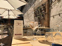Atmosphère du Restaurant La Terraza de la Cave A Jambon à Marseille - n°10