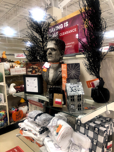 Department Store «HomeGoods», reviews and photos, 162 Everett Ave, Chelsea, MA 02150, USA