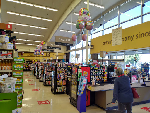 Grocery Store «Safeway», reviews and photos, 1500 Solano Ave, Albany, CA 94706, USA