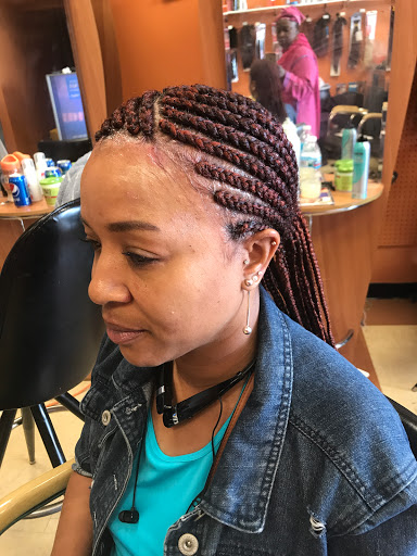 Shopping Mall «Eagledale Plaza Shopping Center», reviews and photos, 2802 Lafayette Rd, Indianapolis, IN 46222, USA