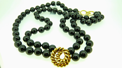 Wholesale Jeweler «Medallion Jewelers», reviews and photos, 308 SW Alder St, Portland, OR 97204, USA